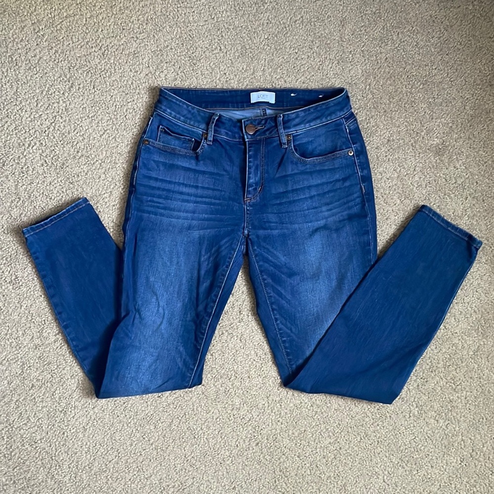 Loft Outlet Curvy skinny jeans, size 4